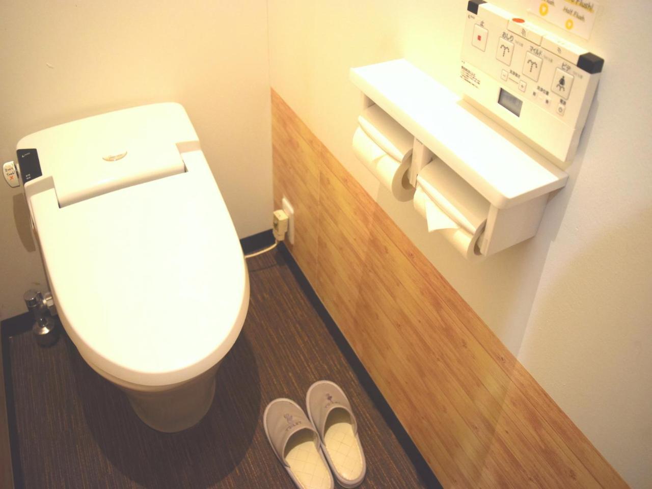 Hiroshima Hostel En Экстерьер фото